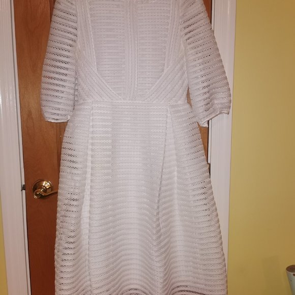 White Mesh A-Line Flared Midi Dress - Picture 8 of 9